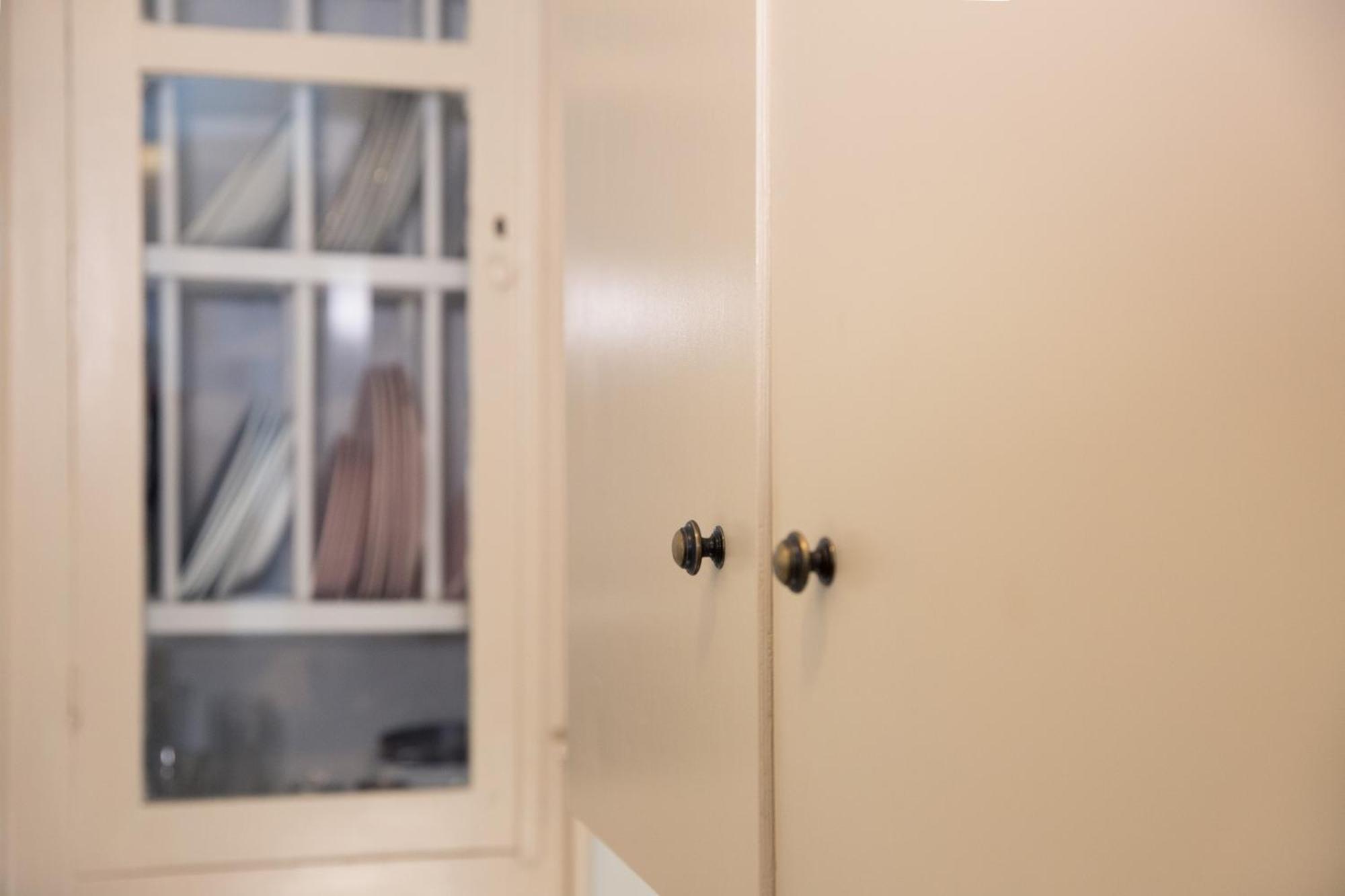 Downtown Quiet Apartment On A Pedestrian Street เอเธนส์ ภายนอก รูปภาพ