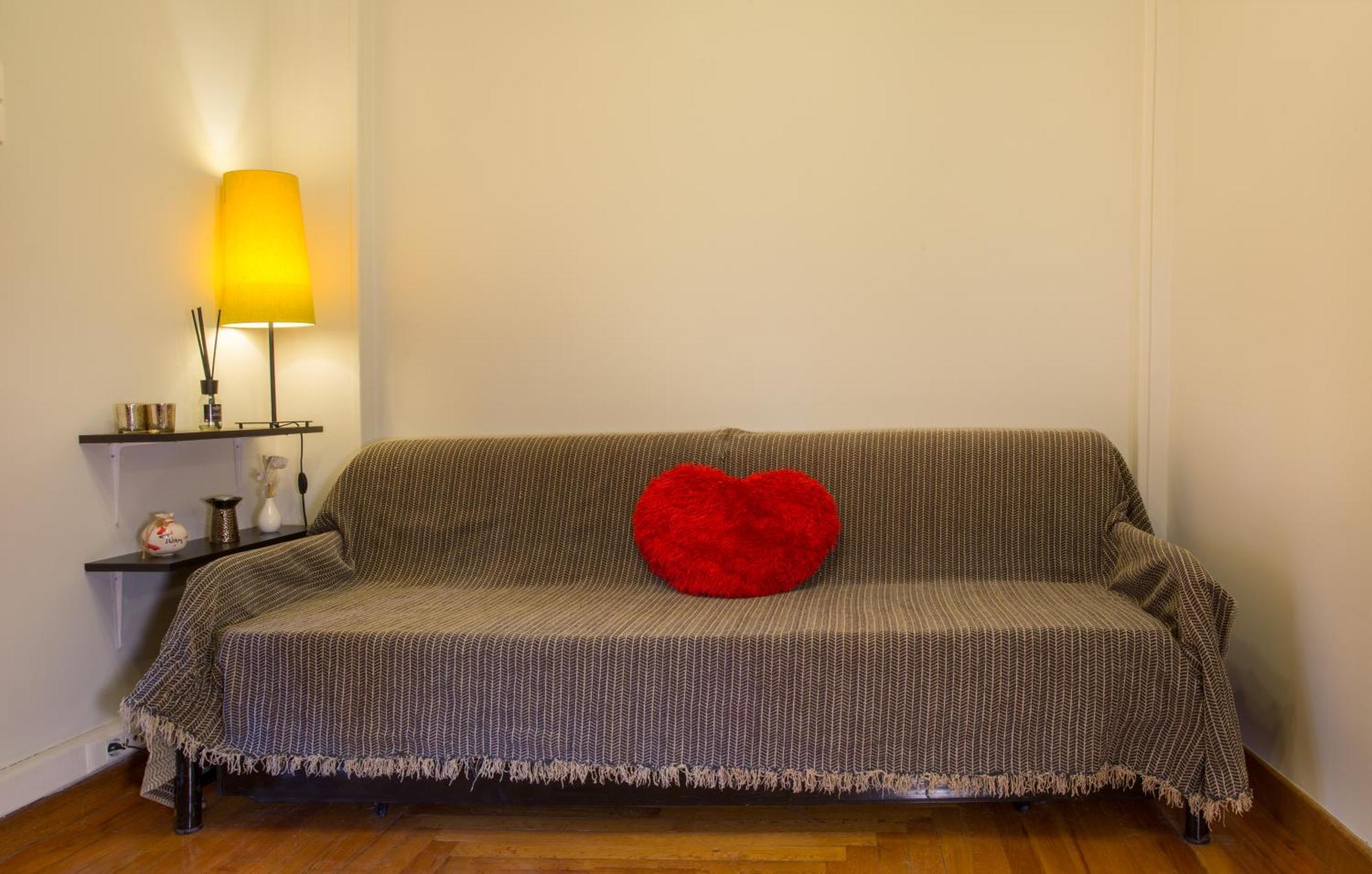 Downtown Quiet Apartment On A Pedestrian Street เอเธนส์ ภายนอก รูปภาพ